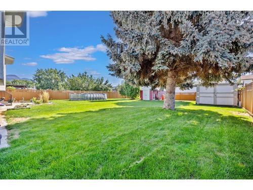 1055 Thompson Road, Kelowna, BC - Outdoor