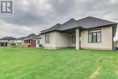 6 Aspen Circle, Thames Centre (Thorndale), ON - Outdoor