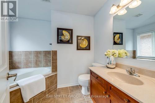 648 Hood Terrace, Milton, ON - Indoor Photo Showing Bathroom