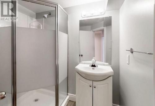 15 Anderson Avenue, St. John'S, NL - Indoor Photo Showing Bathroom