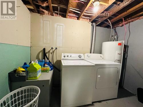 15 Anderson Avenue, St. John'S, NL - Indoor Photo Showing Laundry Room