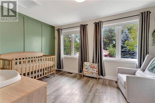 6 Munay Lane, Hamilton (Ancaster), ON - Indoor Photo Showing Bedroom