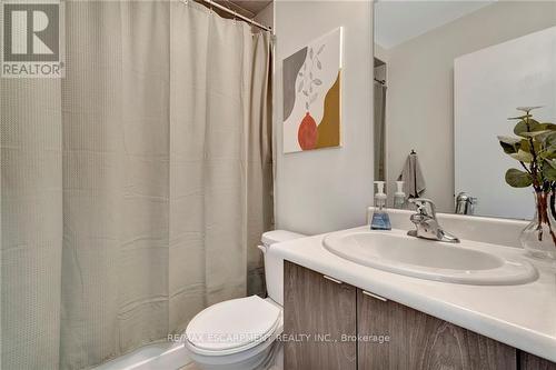 6 Munay Lane, Hamilton (Ancaster), ON - Indoor Photo Showing Bathroom