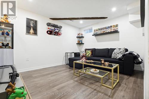 11 - 78 Pirie Drive, Hamilton (Dundas), ON - Indoor Photo Showing Living Room