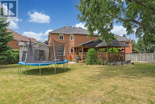 5 Nurse Court, Whitby (Rolling Acres), ON - Outdoor With Backyard With Exterior