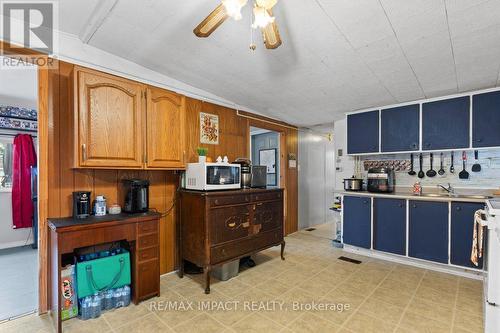 Unit#41 - 63 Whites Road W, Quinte West, ON - Indoor Photo Showing Kitchen