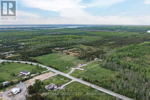 2526 County Road 5 Acres, Prince Edward County (Sophiasburgh), ON 