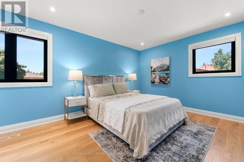 13 Bluffwood Drive, Toronto (Bayview Woods-Steeles), ON - Indoor Photo Showing Bedroom