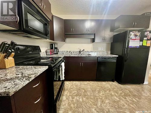 105 5521 Blake Crescent, Regina, SK - Indoor Photo Showing Kitchen