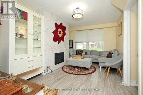 88 Hobbs Drive, Clarington (Bowmanville), ON - Indoor Photo Showing Living Room With Fireplace