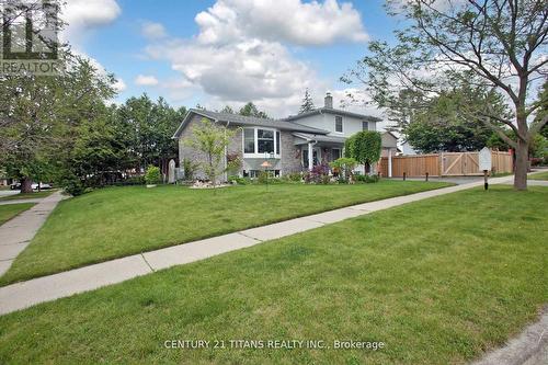 88 Hobbs Drive, Clarington (Bowmanville), ON - Outdoor