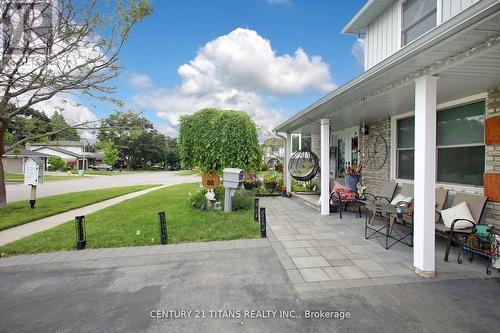 88 Hobbs Drive, Clarington (Bowmanville), ON - Outdoor