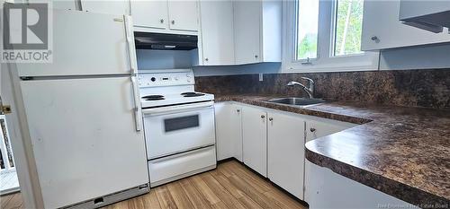 207 Ayer Avenue, Moncton, NB - Indoor Photo Showing Kitchen