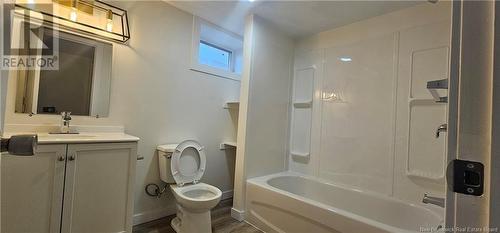 207 Ayer Avenue, Moncton, NB - Indoor Photo Showing Bathroom