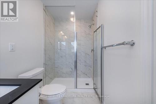 79 Phoenix Boulevard, Barrie, ON - Indoor Photo Showing Bathroom