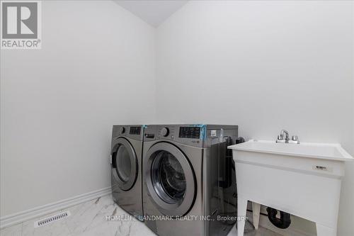 79 Phoenix Boulevard, Barrie, ON - Indoor Photo Showing Laundry Room