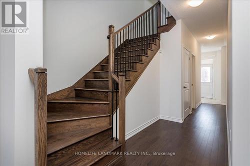 79 Phoenix Boulevard, Barrie, ON - Indoor Photo Showing Other Room