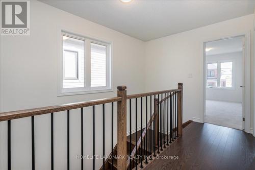 79 Phoenix Boulevard, Barrie, ON - Indoor Photo Showing Other Room