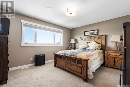 315 Mahabir Court, Saskatoon, SK - Indoor Photo Showing Bedroom