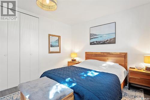 801 Cumberland Avenue S, Saskatoon, SK - Indoor Photo Showing Bedroom