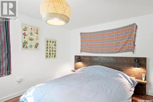 801 Cumberland Avenue S, Saskatoon, SK - Indoor Photo Showing Bedroom