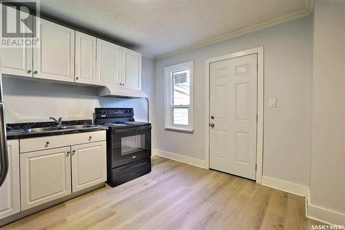 2056 Wallace Street, Regina, SK - Indoor Photo Showing Kitchen With Double Sink