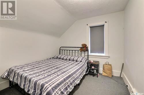 2056 Wallace Street, Regina, SK - Indoor Photo Showing Bedroom