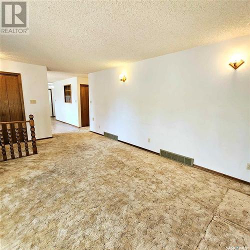 219 Carl Avenue E, Langenburg, SK - Indoor Photo Showing Other Room