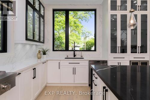 144 Stewart Street, Oakville (Old Oakville), ON - Indoor Photo Showing Kitchen