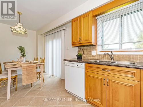 43 Countryman Circle, Toronto (West Humber-Clairville), ON - Indoor Photo Showing Kitchen With Double Sink