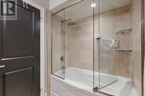 70 Lobo Mews, Toronto (Islington-City Centre West), ON - Indoor Photo Showing Bathroom