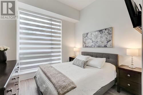 105 - 21 Park Street E, Mississauga (Port Credit), ON - Indoor Photo Showing Bedroom