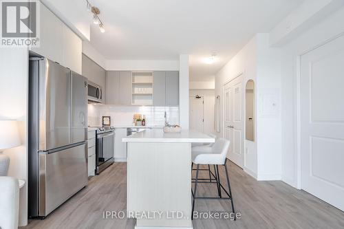 1208 - 4655 Metcalfe Avenue, Mississauga (Central Erin Mills), ON - Indoor Photo Showing Kitchen With Upgraded Kitchen