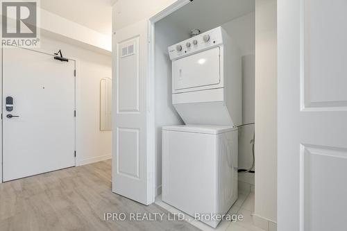 1208 - 4655 Metcalfe Avenue, Mississauga (Central Erin Mills), ON - Indoor Photo Showing Laundry Room