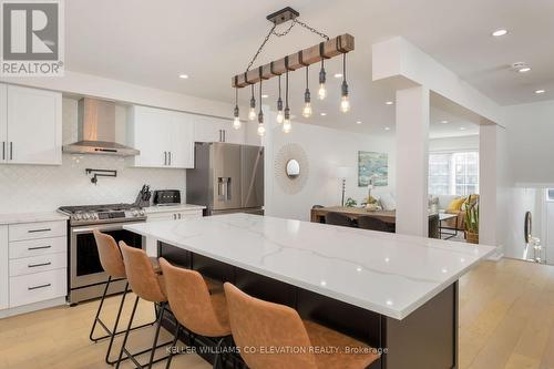 58 - 2280 Baronwood Drive, Oakville, ON - Indoor Photo Showing Kitchen With Upgraded Kitchen