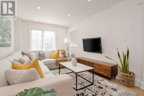 58 - 2280 Baronwood Drive, Oakville, ON - Indoor Photo Showing Living Room