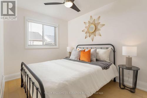 58 - 2280 Baronwood Drive, Oakville (West Oak Trails), ON - Indoor Photo Showing Bedroom