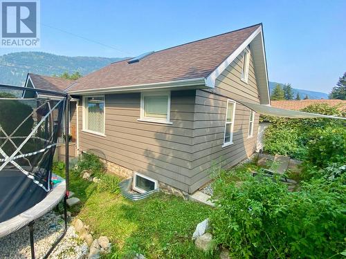 604 Sixth  Street, Nelson, BC - Outdoor With Exterior