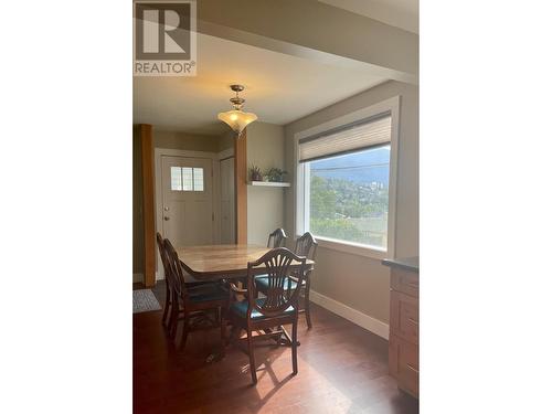 604 Sixth  Street, Nelson, BC - Indoor Photo Showing Dining Room