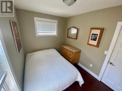 604 Sixth  Street, Nelson, BC - Indoor Photo Showing Bedroom