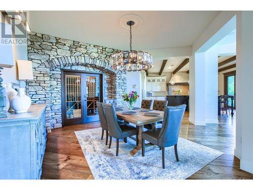 373 Farron Court, Kelowna, BC - Indoor Photo Showing Dining Room