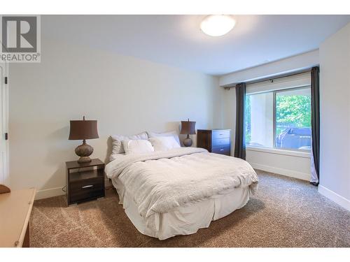 373 Farron Court, Kelowna, BC - Indoor Photo Showing Bedroom