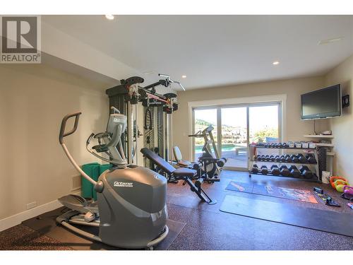 373 Farron Court, Kelowna, BC - Indoor Photo Showing Gym Room