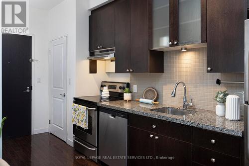 139 - 1005 King Street W, Toronto (Niagara), ON - Indoor Photo Showing Kitchen