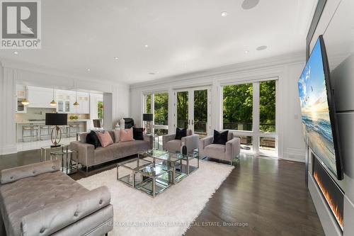 53 Citation Drive, Toronto (Bayview Village), ON - Indoor Photo Showing Living Room