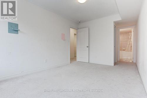 18 - 8 Eaton Park Lane, Toronto (L'Amoreaux), ON - Indoor Photo Showing Other Room