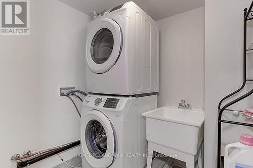 18 - 8 Eaton Park Lane, Toronto (L'Amoreaux), ON - Indoor Photo Showing Laundry Room