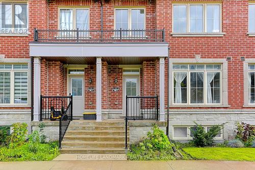 18 - 8 Eaton Park Lane, Toronto (L'Amoreaux), ON - Outdoor With Facade