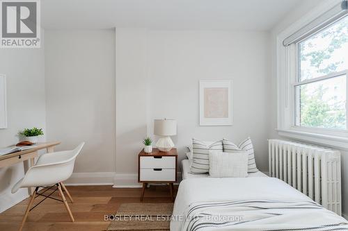 20 Courcelette Road, Toronto (Birchcliffe-Cliffside), ON - Indoor Photo Showing Bedroom