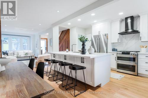 20 Courcelette Road, Toronto (Birchcliffe-Cliffside), ON - Indoor Photo Showing Kitchen With Upgraded Kitchen